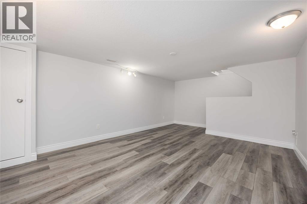 865 Montrose Street, Sarnia, Ontario  N7T 5B8 - Photo 28 - 25025466