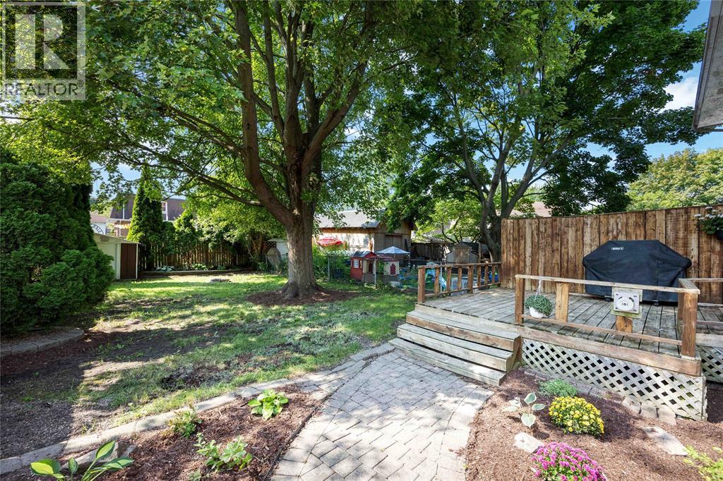 865 Montrose Street, Sarnia, Ontario  N7T 5B8 - Photo 36 - 25025466