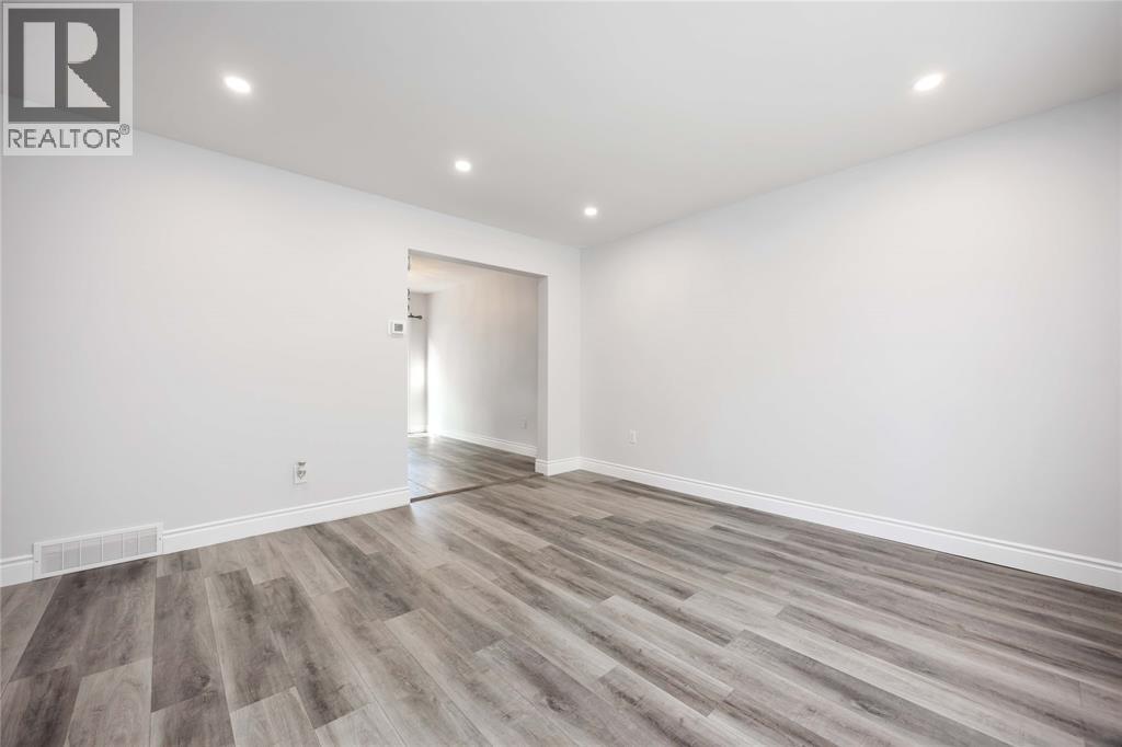 865 Montrose Street, Sarnia, Ontario  N7T 5B8 - Photo 7 - 25025466