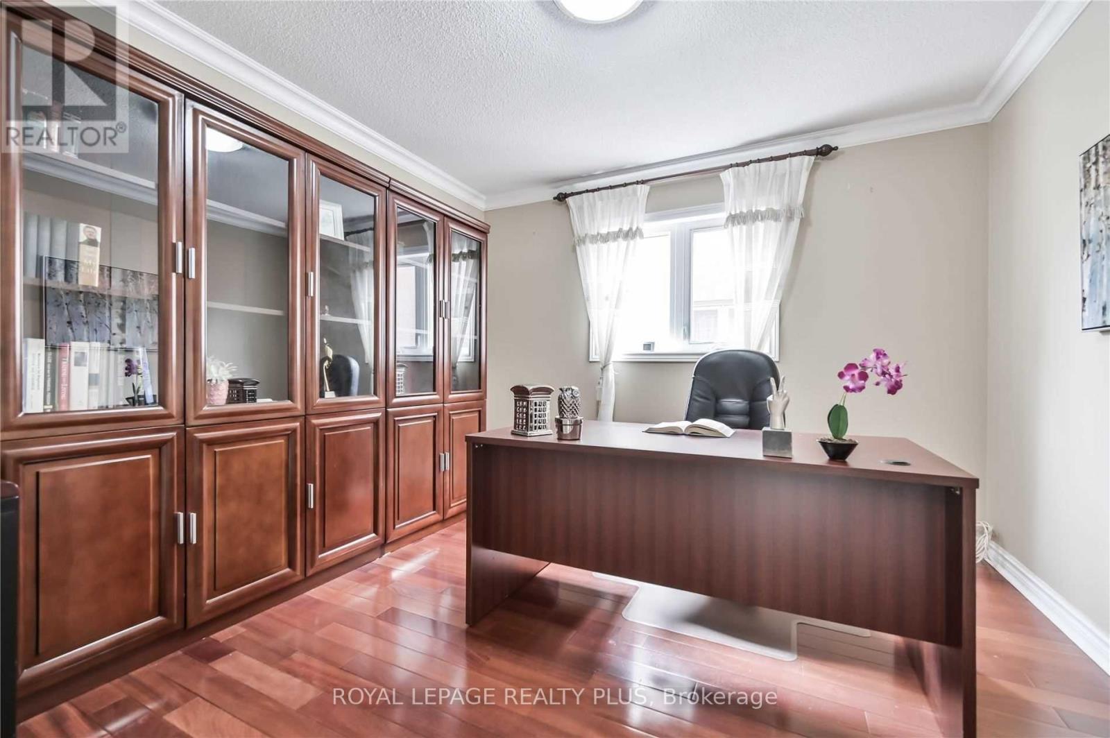 Main - 101 Valleymede Drive, Richmond Hill, Ontario  L4B 1T6 - Photo 8 - N12448589