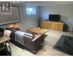 BSMT - 40 HARLTON CRESCENT, Toronto, Ontario