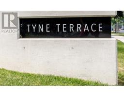 44 - 51 BROADFIELD DRIVE, Toronto, Ontario