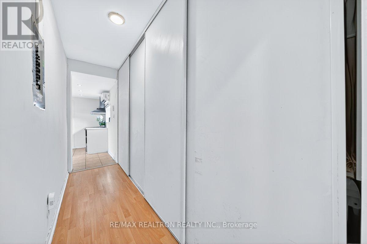 1640 Queen Street W, Toronto, Ontario  M6R 1B2 - Photo 12 - W12448599