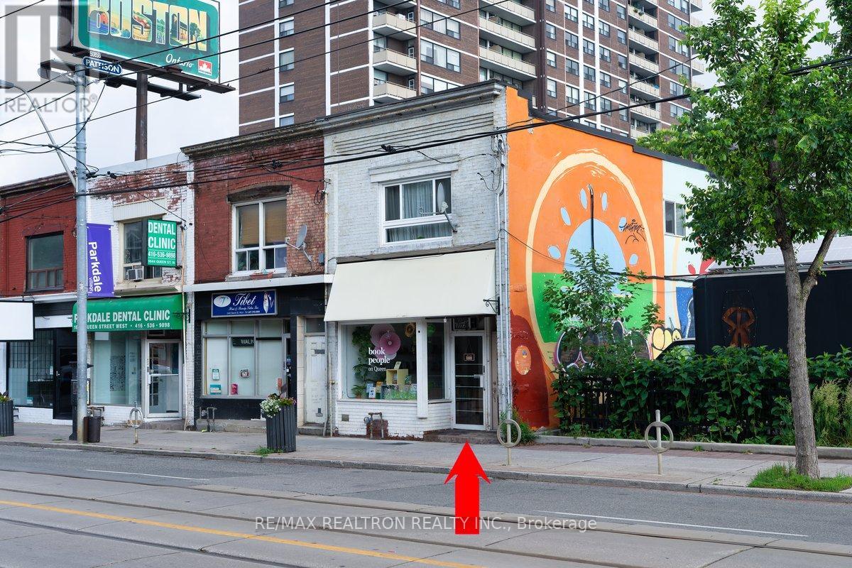 1640 Queen Street W, Toronto, Ontario  M6R 1B2 - Photo 2 - W12448599