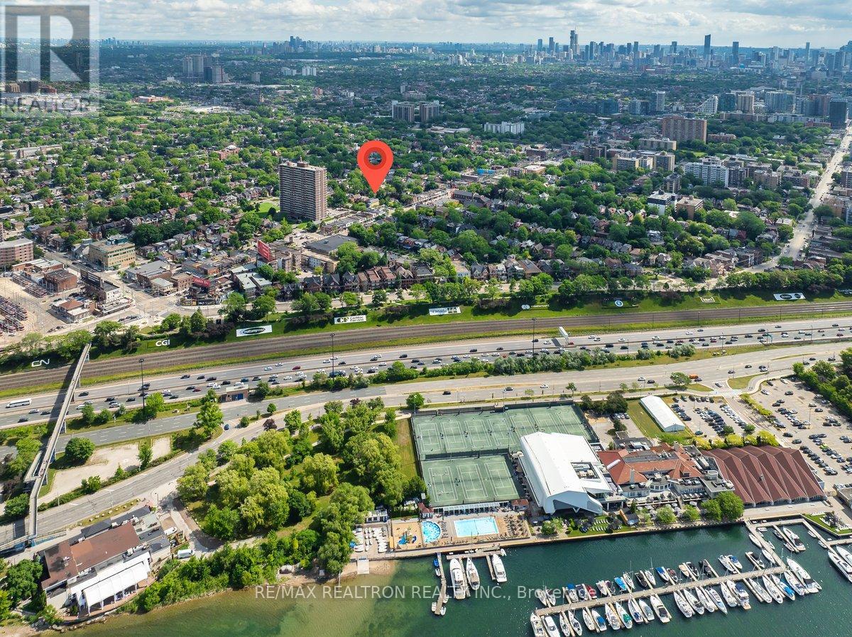 1640 Queen Street W, Toronto, Ontario  M6R 1B2 - Photo 3 - W12448599