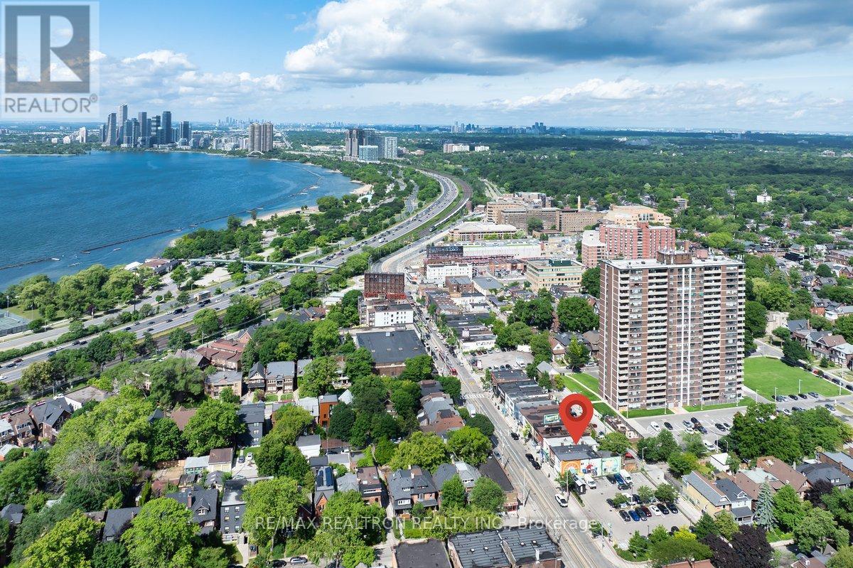 1640 Queen Street W, Toronto, Ontario  M6R 1B2 - Photo 5 - W12448599