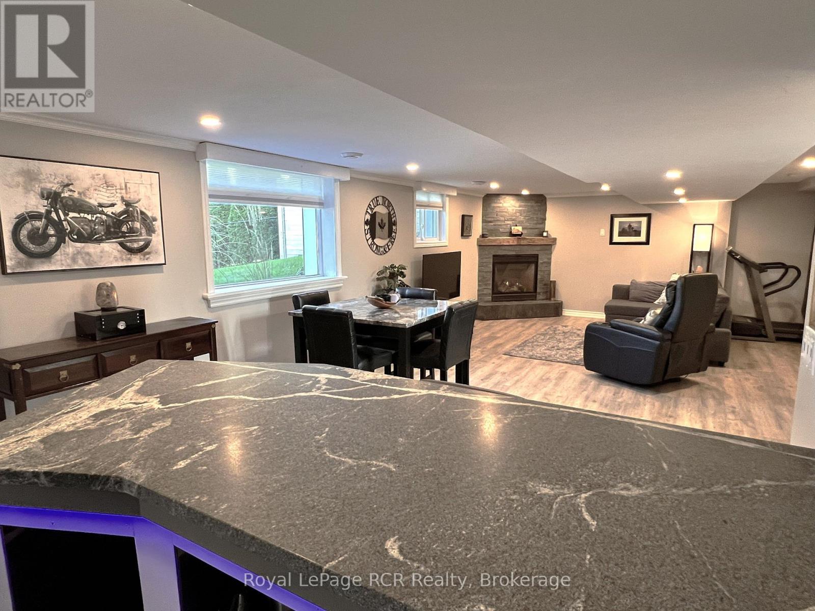251 Pearson Street, Meaford, Ontario  N4L 1L6 - Photo 43 - X12448602
