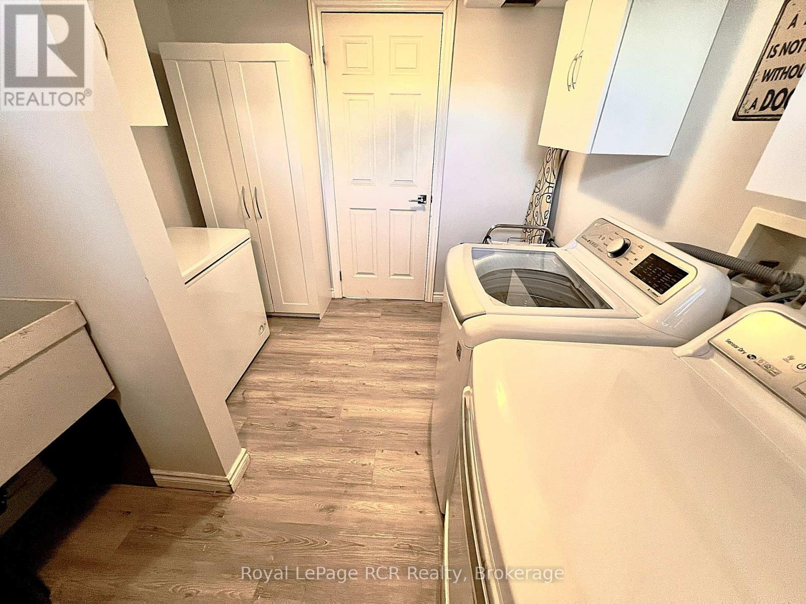251 Pearson Street, Meaford, Ontario  N4L 1L6 - Photo 47 - X12448602