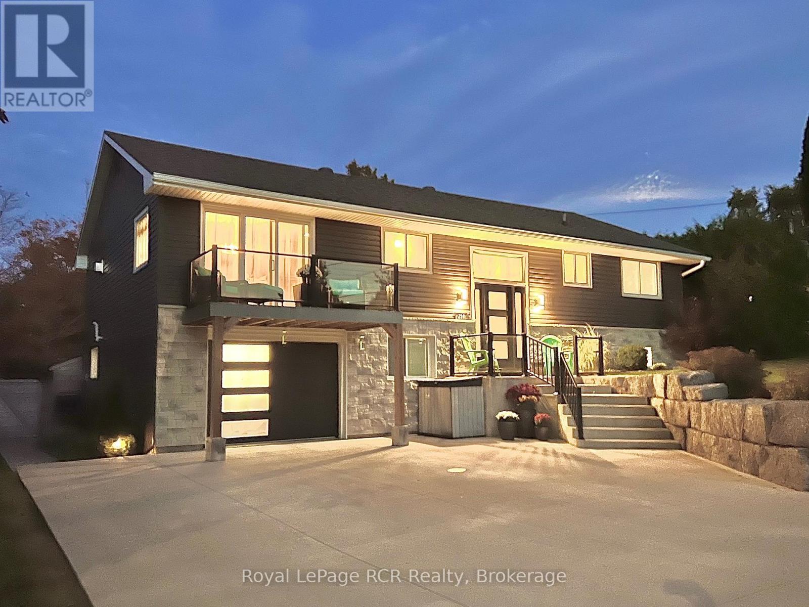 251 Pearson Street, Meaford, Ontario  N4L 1L6 - Photo 8 - X12448602