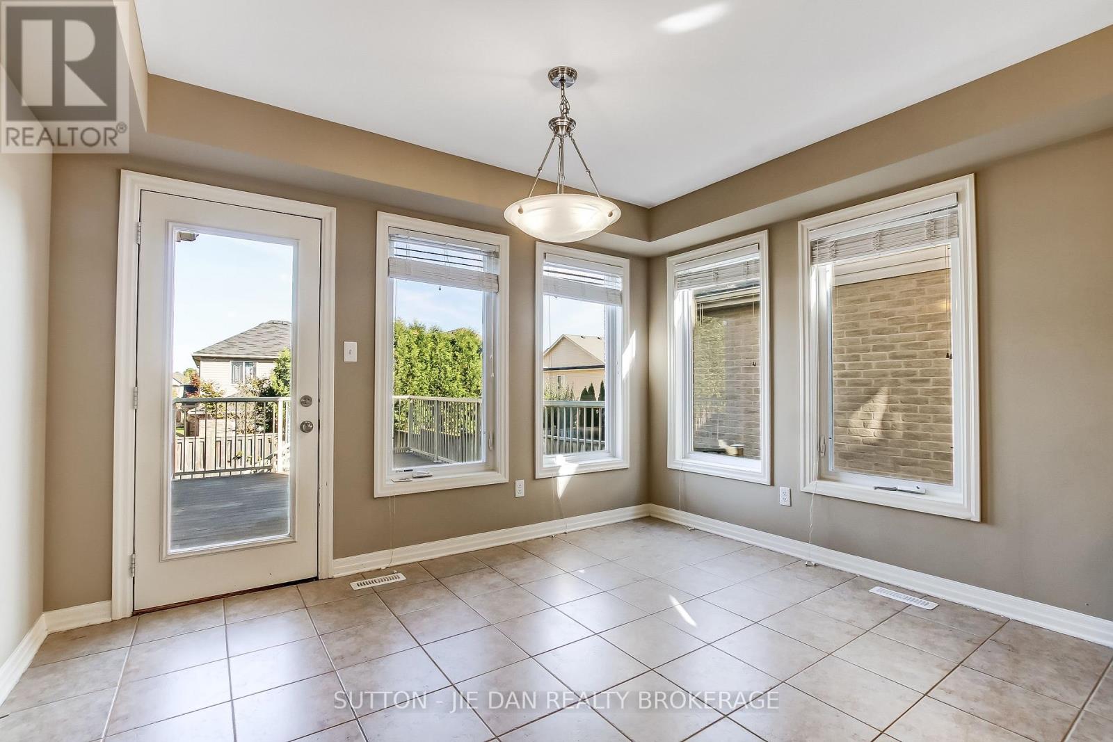 3196 Pomeroy Lane, London South, Ontario  N6P 1V7 - Photo 8 - X12448613