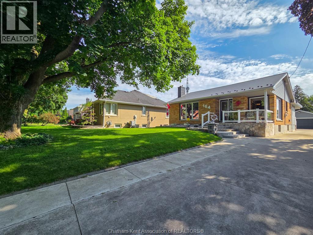 164 Llydican Avenue, Chatham, Ontario  N7L 3E8 - Photo 1 - 25025440