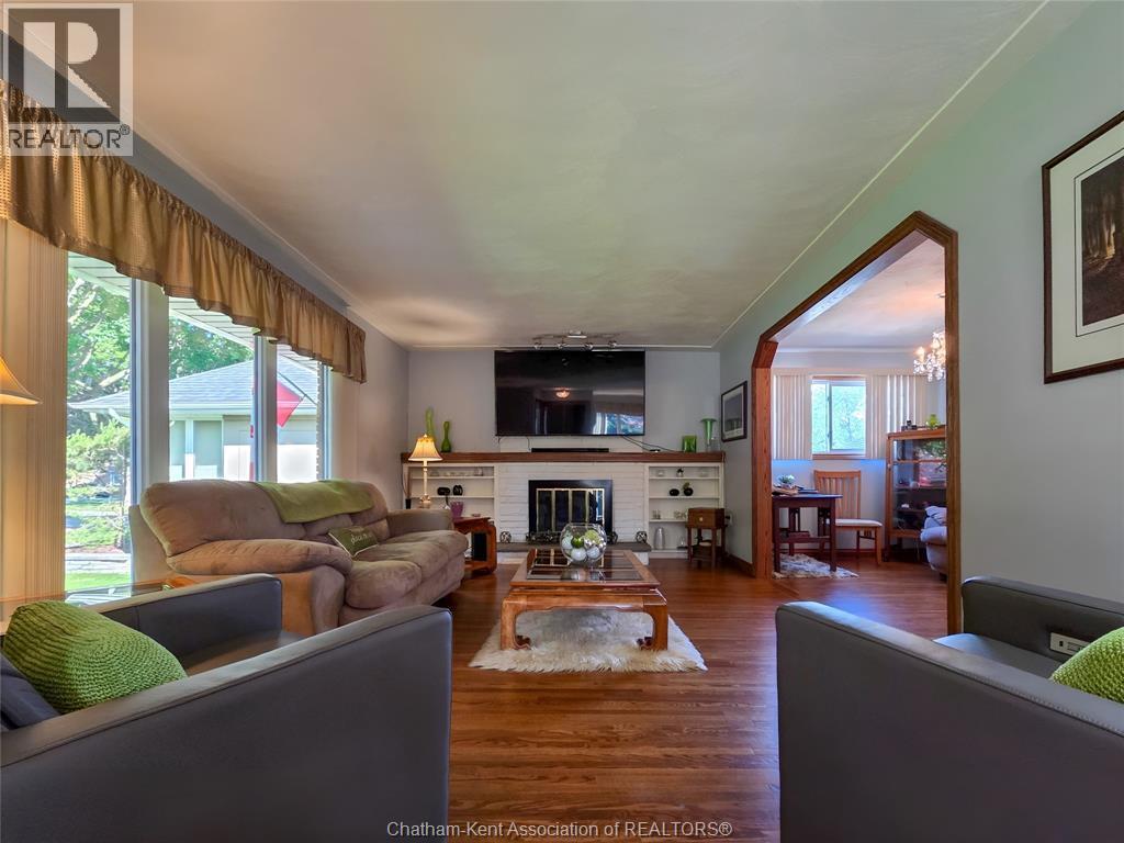 164 Llydican Avenue, Chatham, Ontario  N7L 3E8 - Photo 2 - 25025440