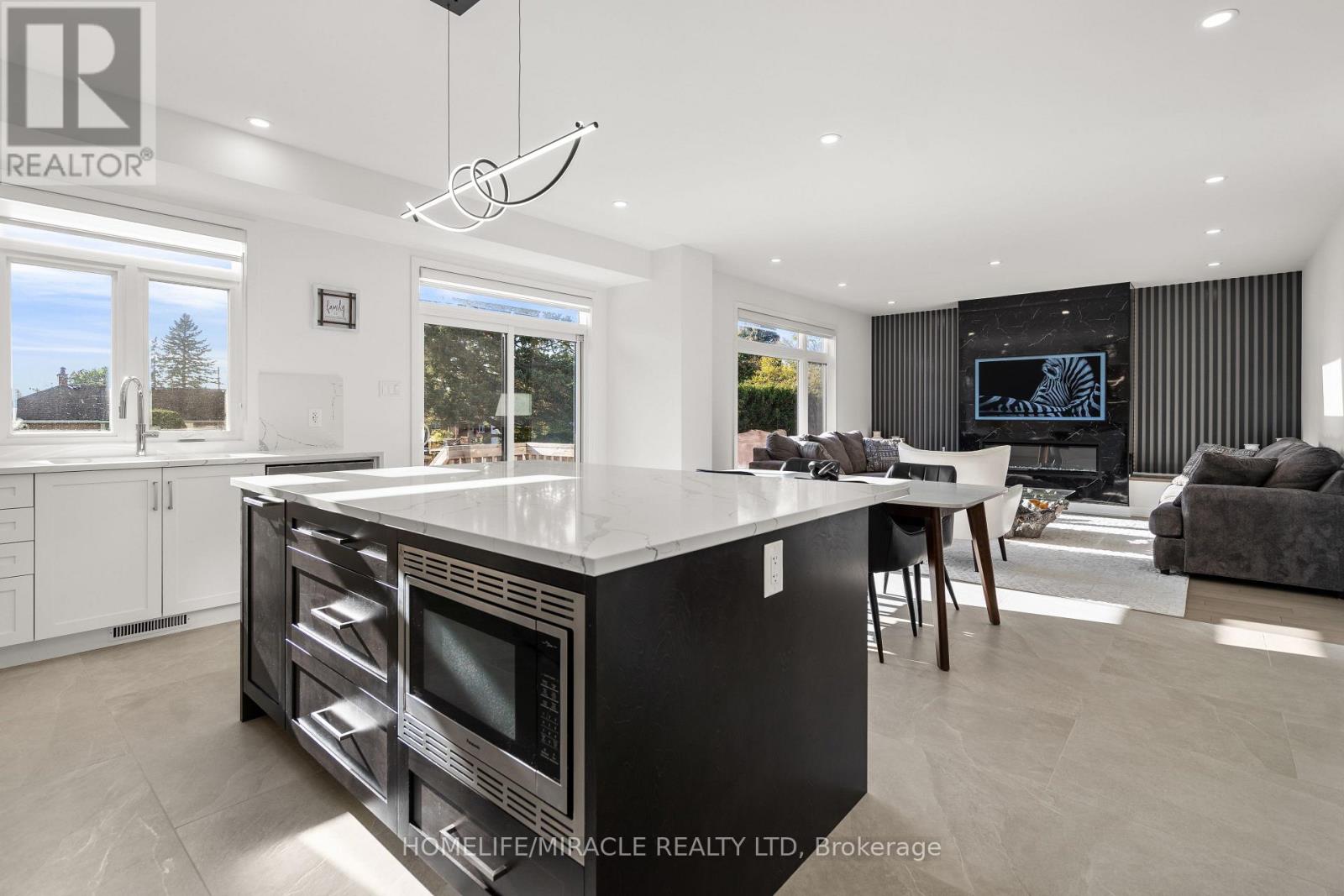 616 Kenabeek Terrace E, Ottawa, Ontario  K4M 0M2 - Photo 16 - X12448584