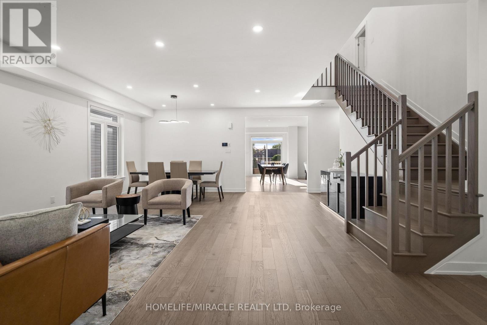 616 Kenabeek Terrace E, Ottawa, Ontario  K4M 0M2 - Photo 7 - X12448584