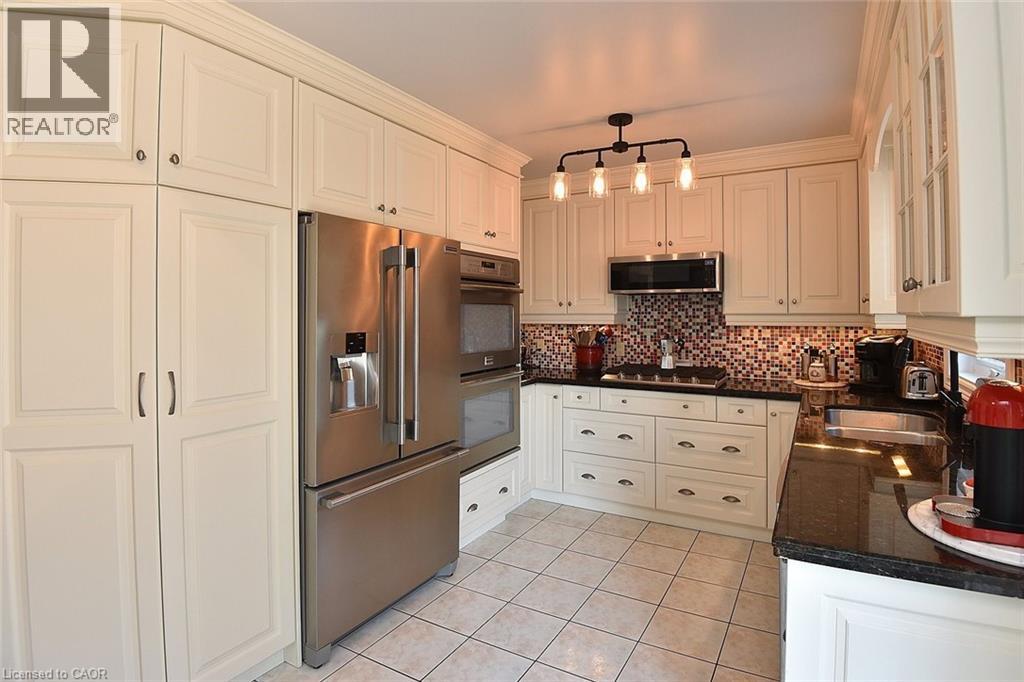 11 Jacqueline Boulevard, Hamilton, Ontario  L9B 2R1 - Photo 15 - 40777011