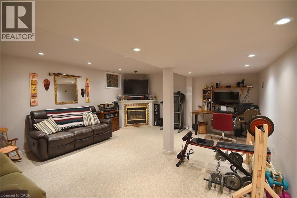 11 Jacqueline Boulevard, Hamilton, Ontario  L9B 2R1 - Photo 35 - 40777011
