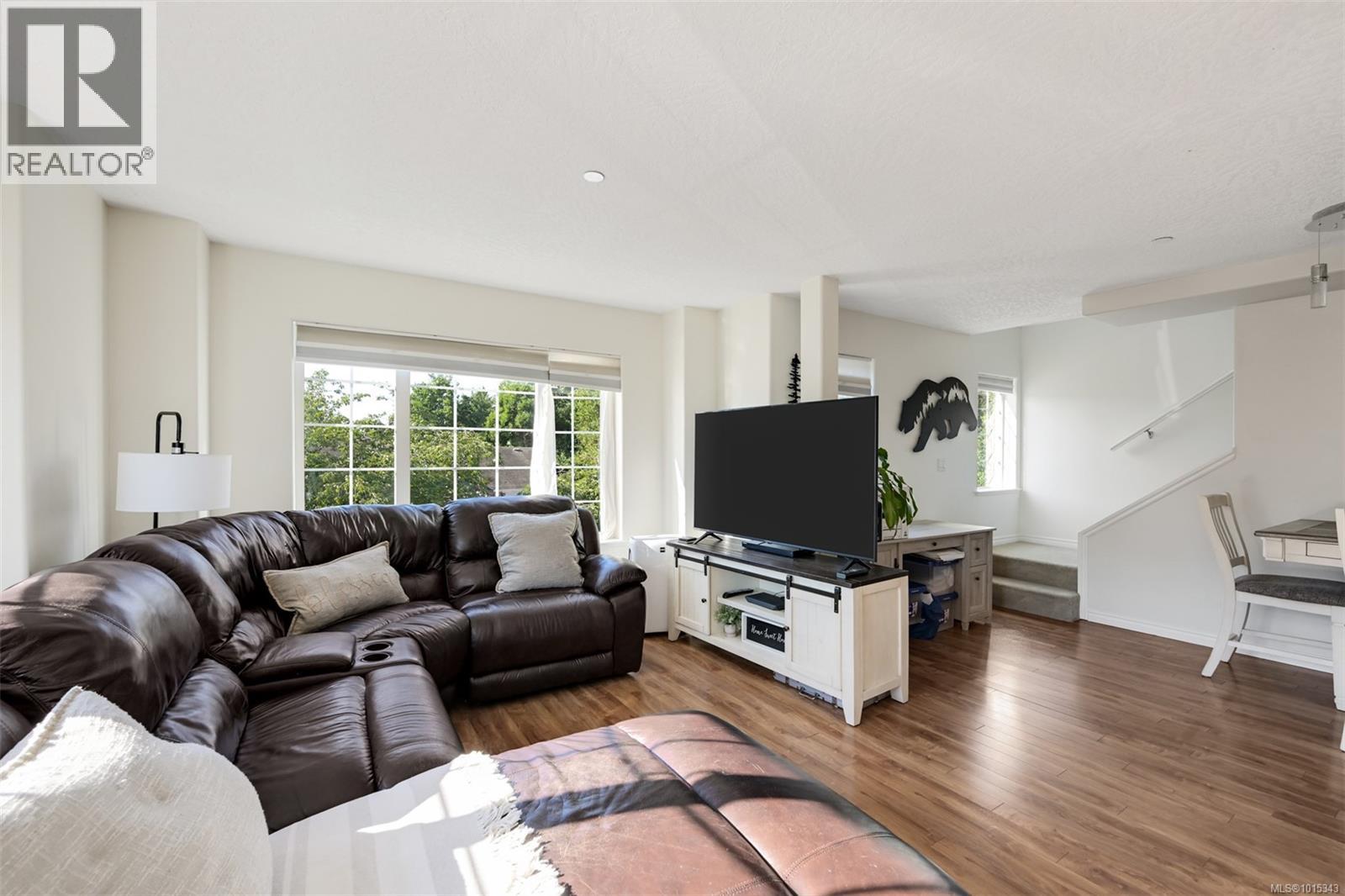 202 2644 Deville Rd, Langford, British Columbia  V9B 3W8 - Photo 3 - 1015343