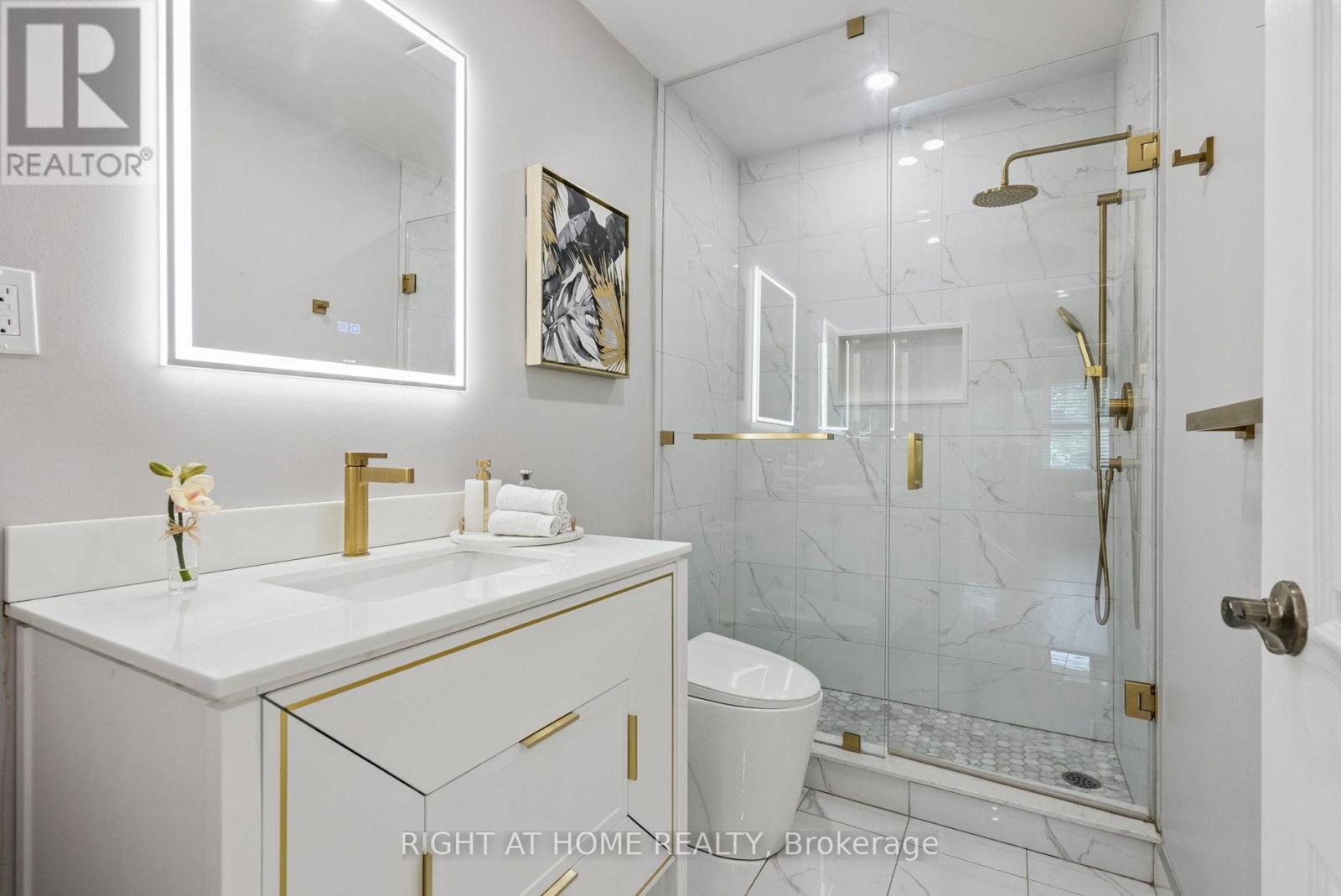 120 Santa Barbara Road, Toronto, Ontario  M2N 2C5 - Photo 31 - C12448606