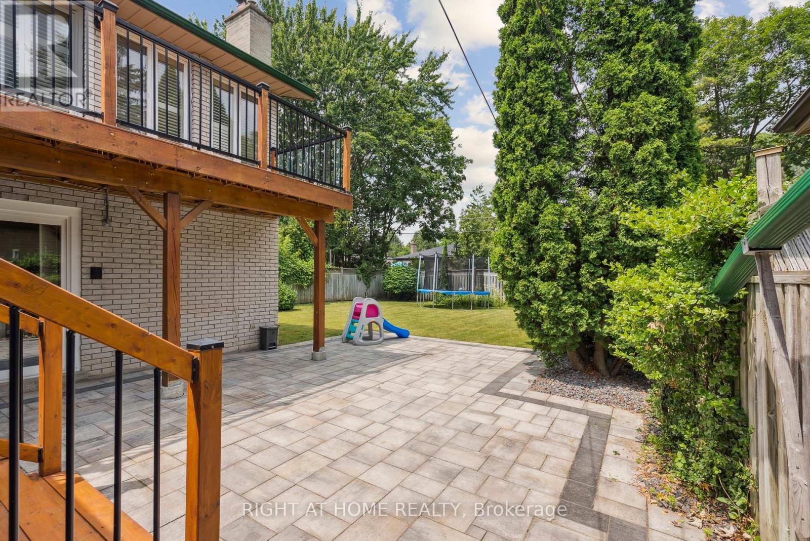 120 Santa Barbara Road, Toronto, Ontario  M2N 2C5 - Photo 48 - C12448606