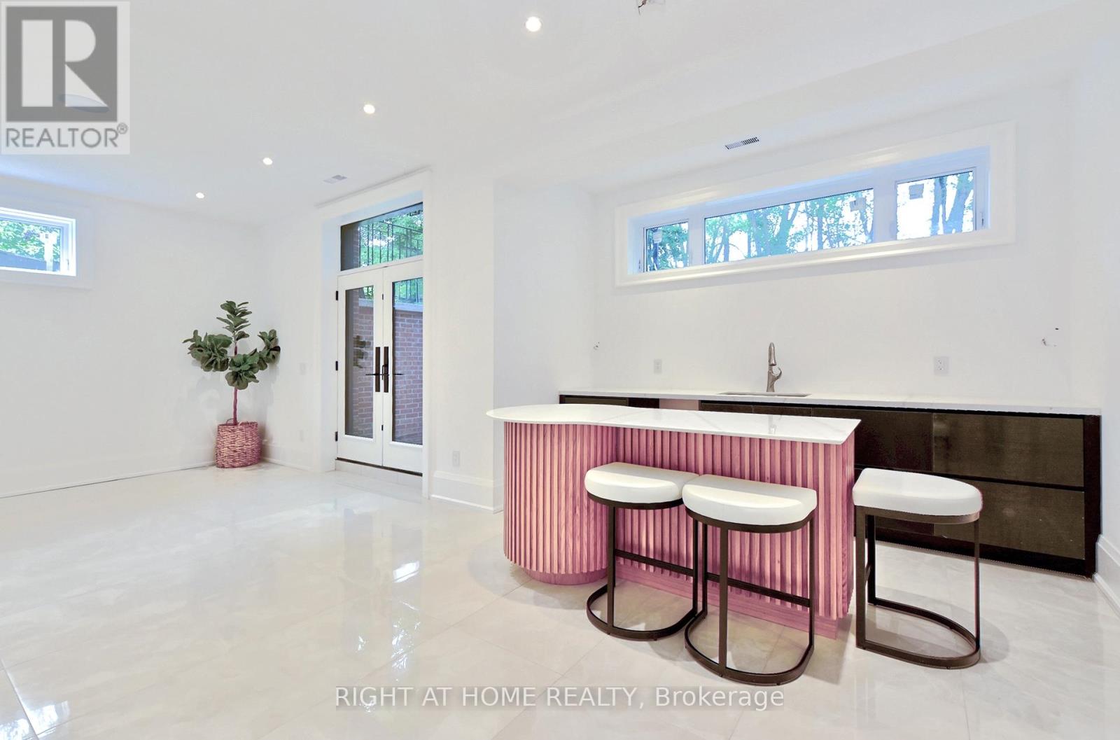 27 Hurlingham Crescent, Toronto, Ontario  M3B 2P9 - Photo 45 - C12430177