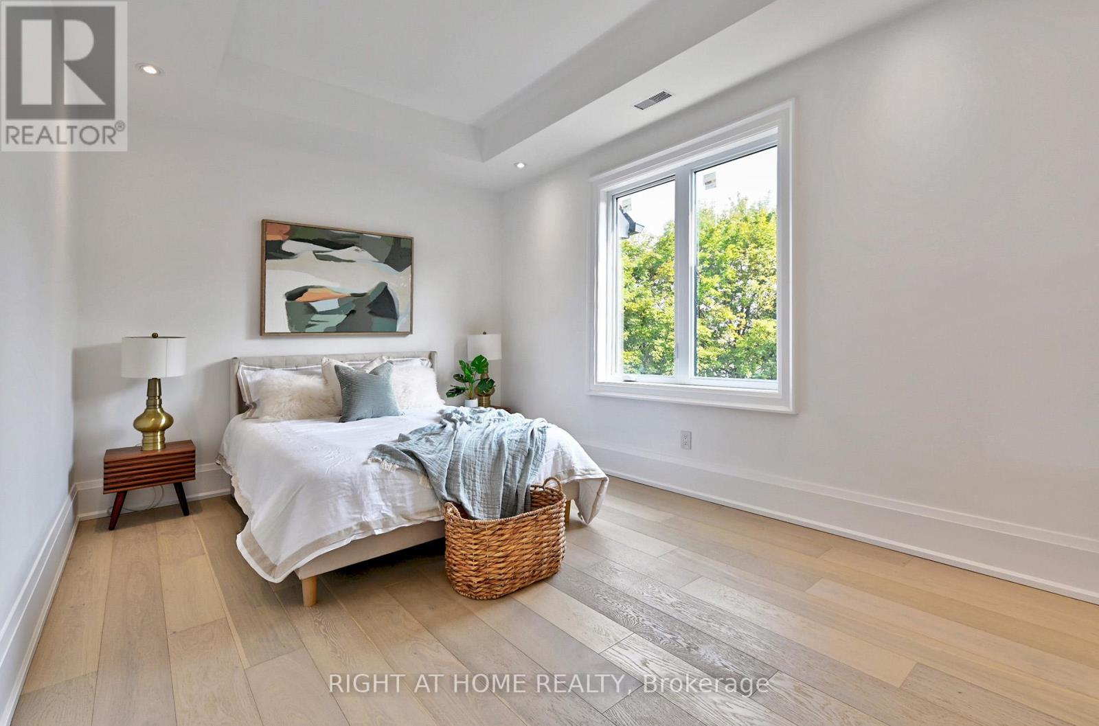 27 Hurlingham Crescent, Toronto, Ontario  M3B 2P9 - Photo 36 - C12430177