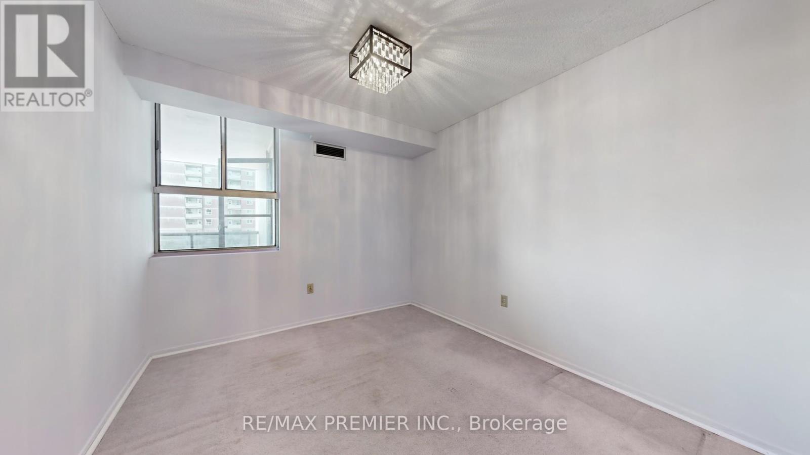 501 - 10 Tobermory Drive, Toronto, Ontario  M3N 2Y5 - Photo 19 - W12447318