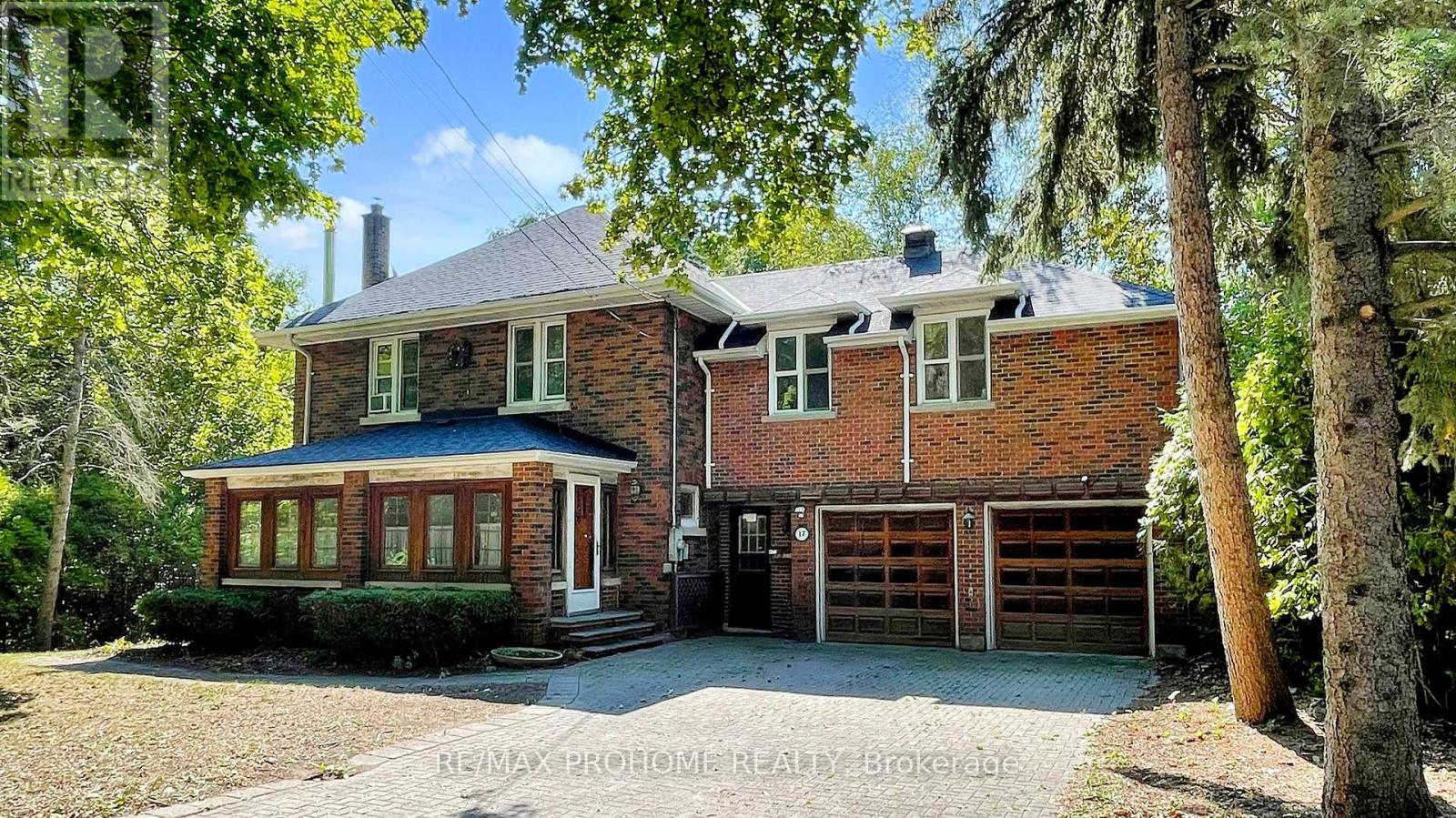 17 Eckardt Avenue, Markham, Ontario  L3R 1P1 - Photo 2 - N12448612