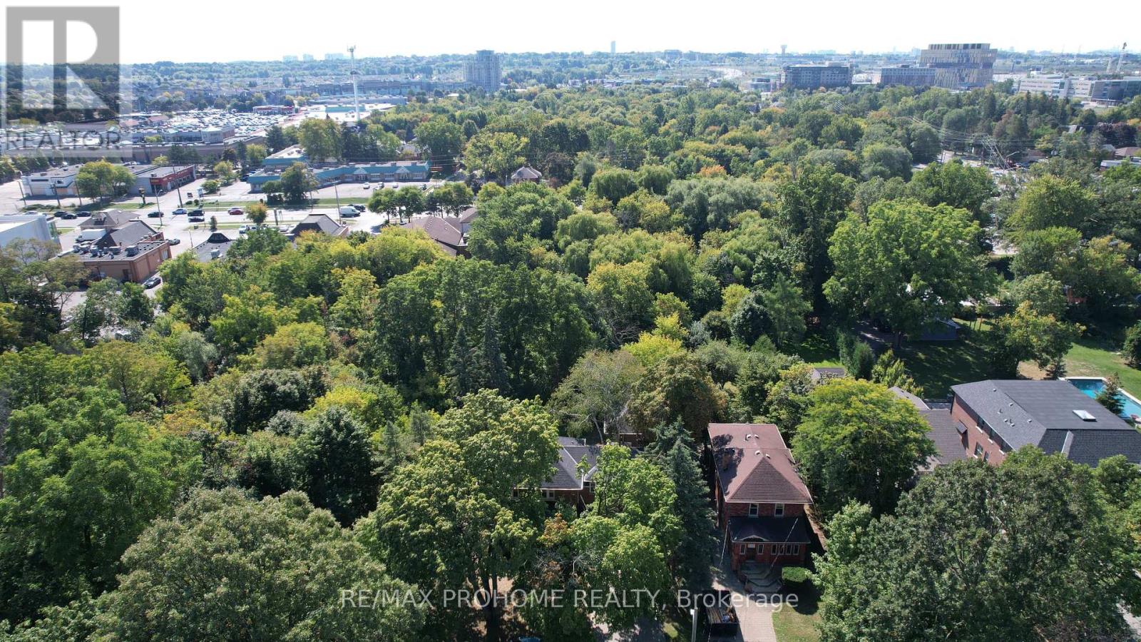 17 Eckardt Avenue, Markham, Ontario  L3R 1P1 - Photo 36 - N12448612