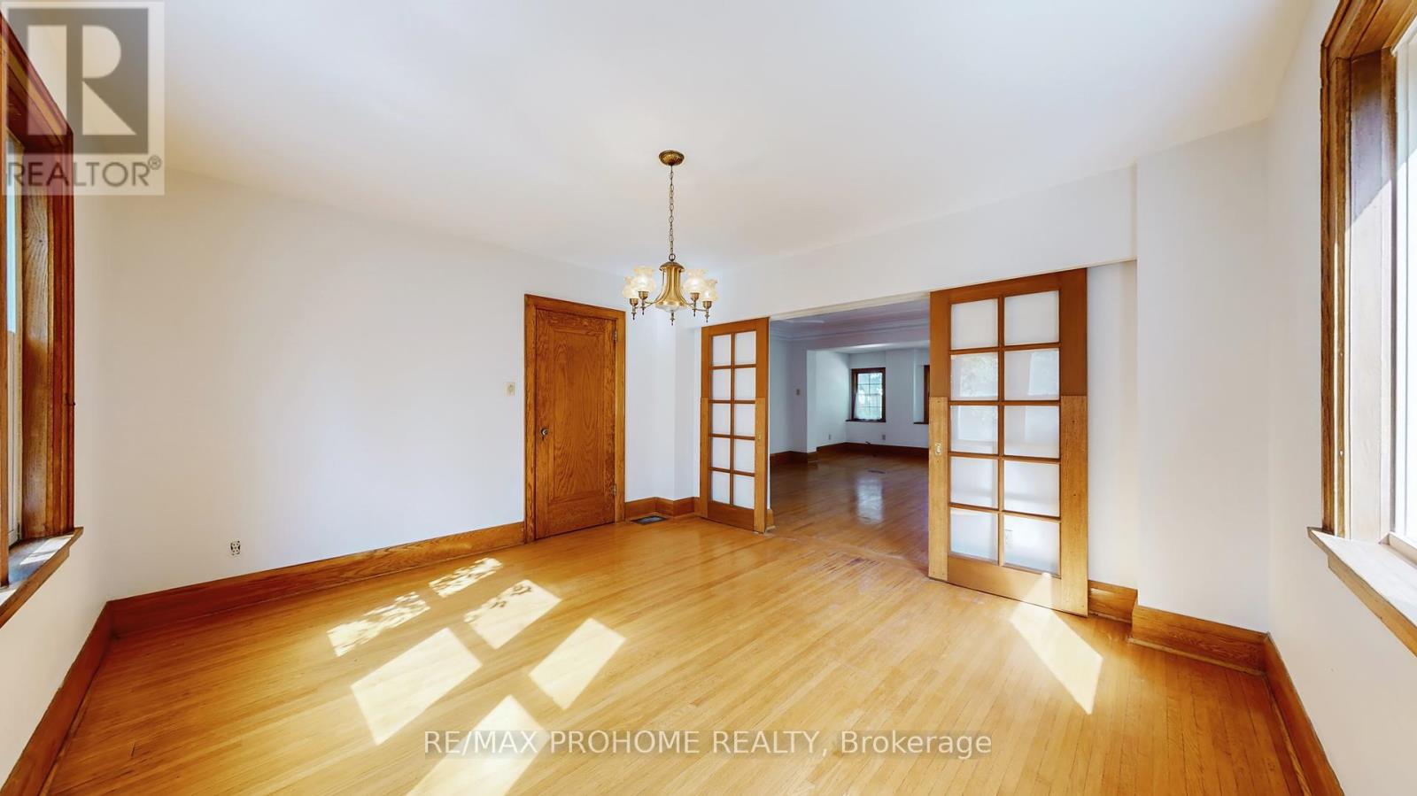 17 Eckardt Avenue, Markham, Ontario  L3R 1P1 - Photo 7 - N12448612