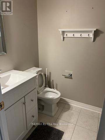 4 61st Street S, Wasaga Beach, Ontario  L9Z 1W1 - Photo 9 - S12448632