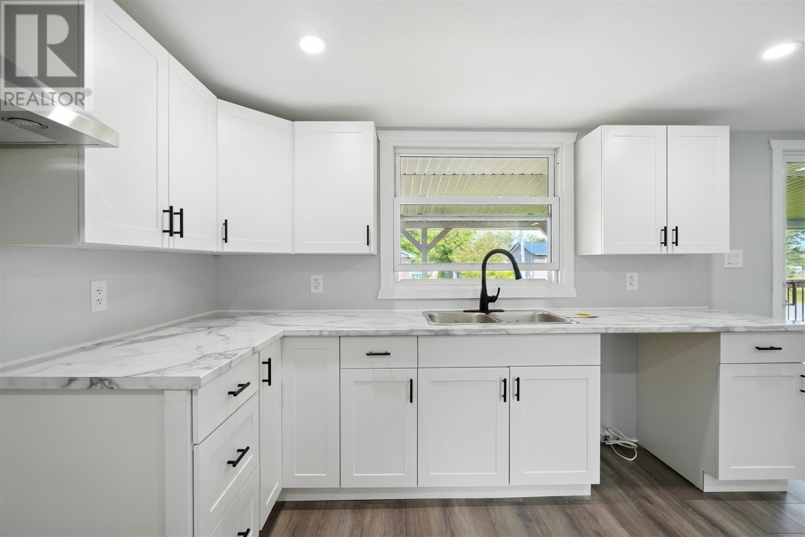397 Boyle St, Thessalon, Ontario  P0R 1L0 - Photo 4 - SM252214