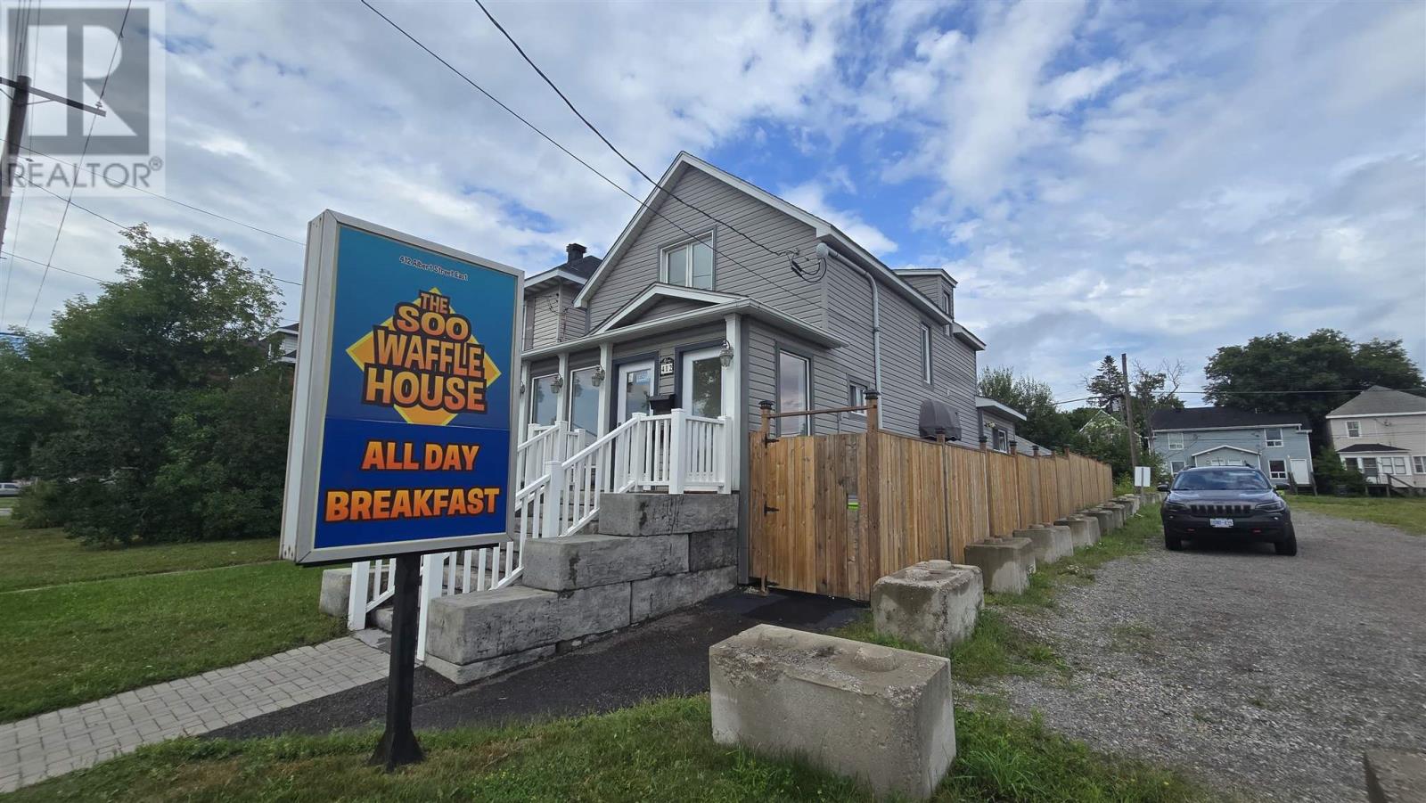 412 Albert St E, Sault Ste. Marie, Ontario  P6A 2J8 - Photo 2 - SM252277