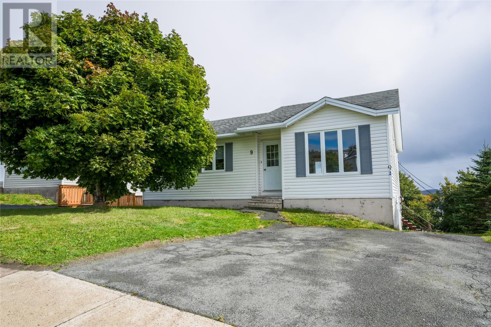 9 Edgecombe Drive, St John's, Newfoundland & Labrador  A1B 4N9 - Photo 1 - 1291269