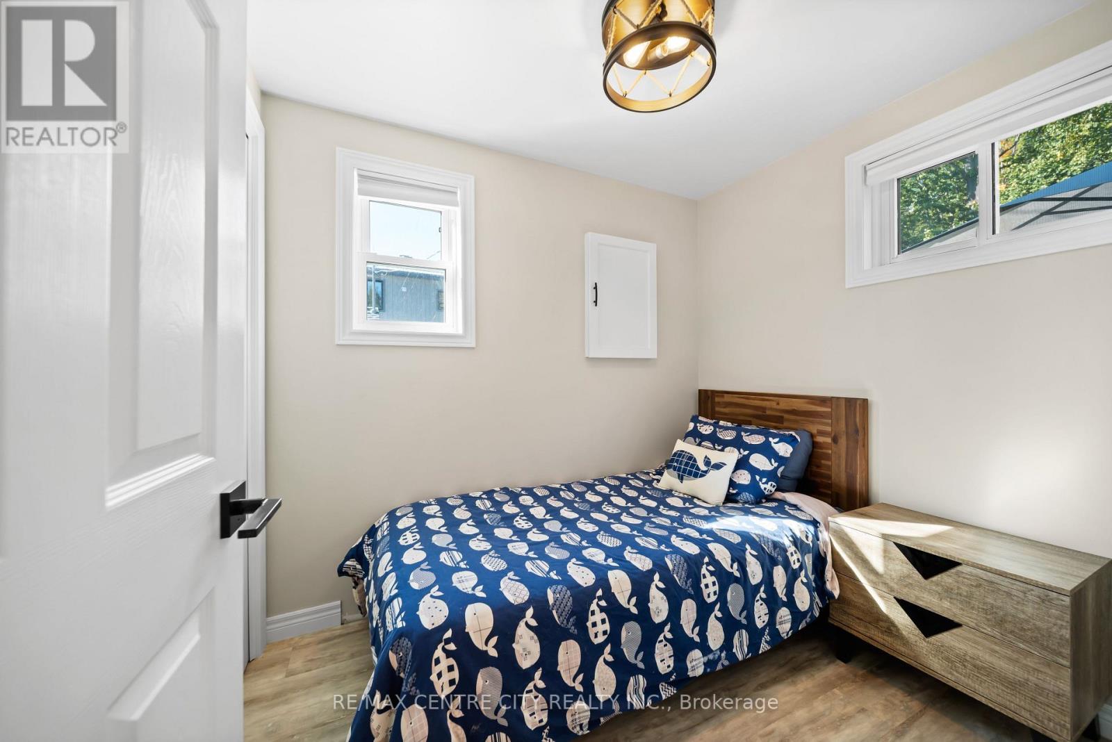 417 Edith Cavell Boulevard, Central Elgin, Ontario  N5L 1E7 - Photo 10 - X12448625