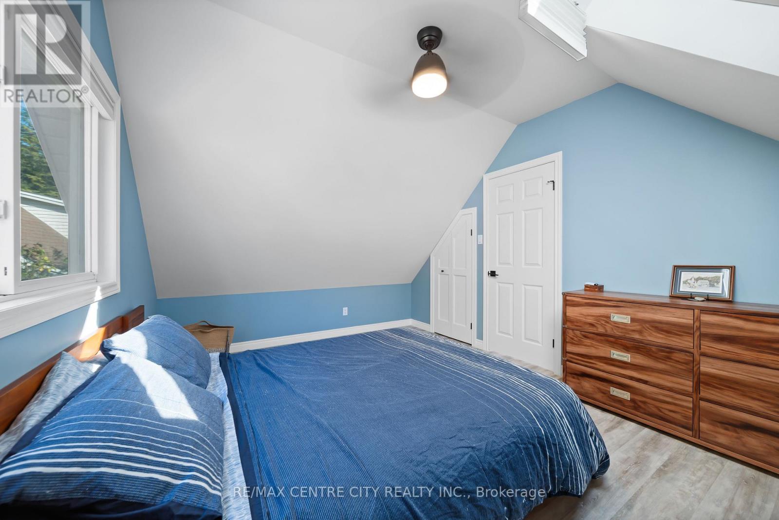 417 Edith Cavell Boulevard, Central Elgin, Ontario  N5L 1E7 - Photo 18 - X12448625