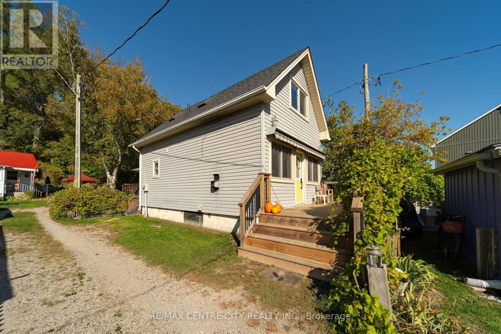 417 Edith Cavell Boulevard, Central Elgin, Ontario  N5L 1E7 - Photo 20 - X12448625