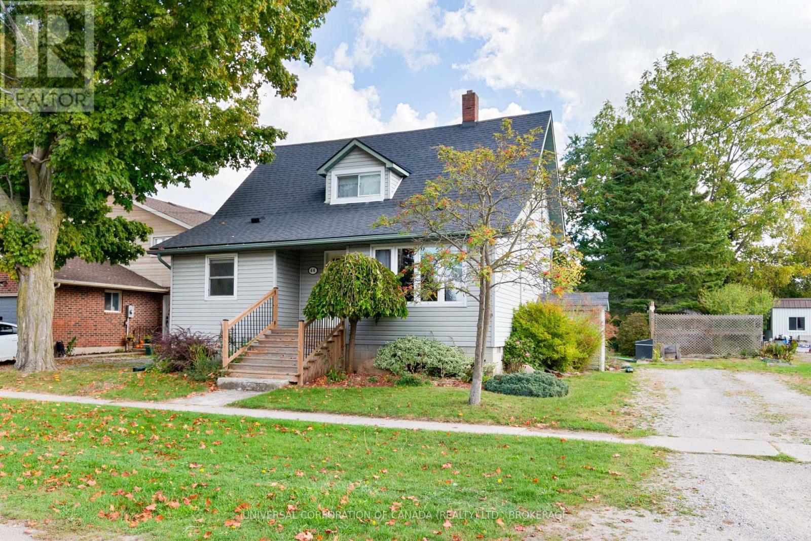 44 Shakespeare Street, Bayham, Ontario  N0J 1T0 - Photo 2 - X12448646