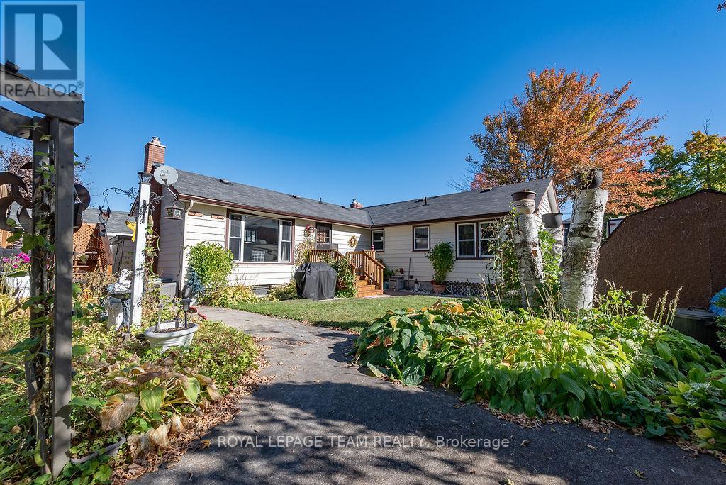 144 Opeongo Road, Renfrew, Ontario  K7V 2T5 - Photo 8 - X12448621