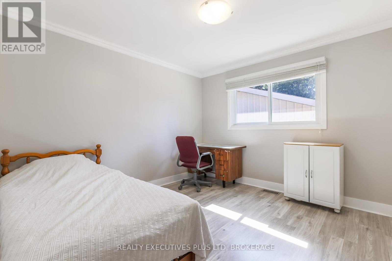 6528 Stamford Green Drive, Niagara Falls, Ontario  L2J 1T8 - Photo 15 - X12448649