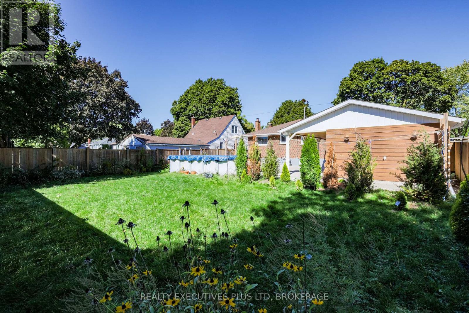 6528 Stamford Green Drive, Niagara Falls, Ontario  L2J 1T8 - Photo 23 - X12448649