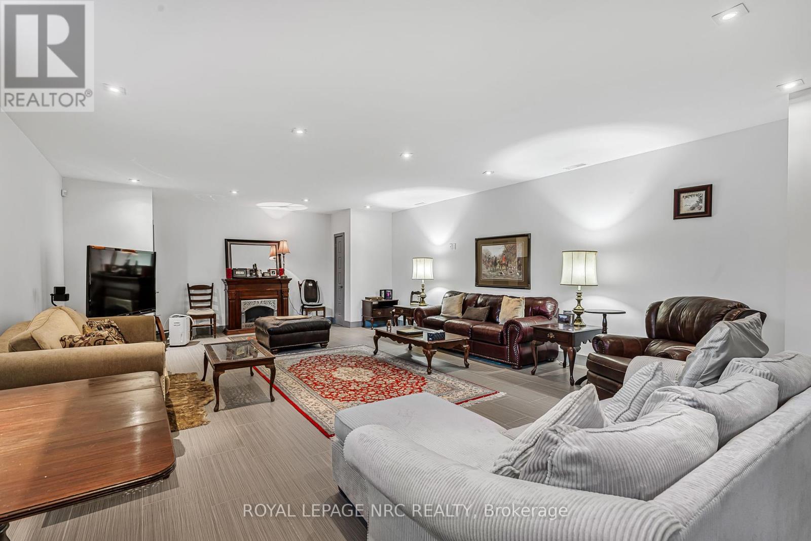 888 Edgemere Road, Fort Erie, Ontario  L2A 1A8 - Photo 36 - X12448663