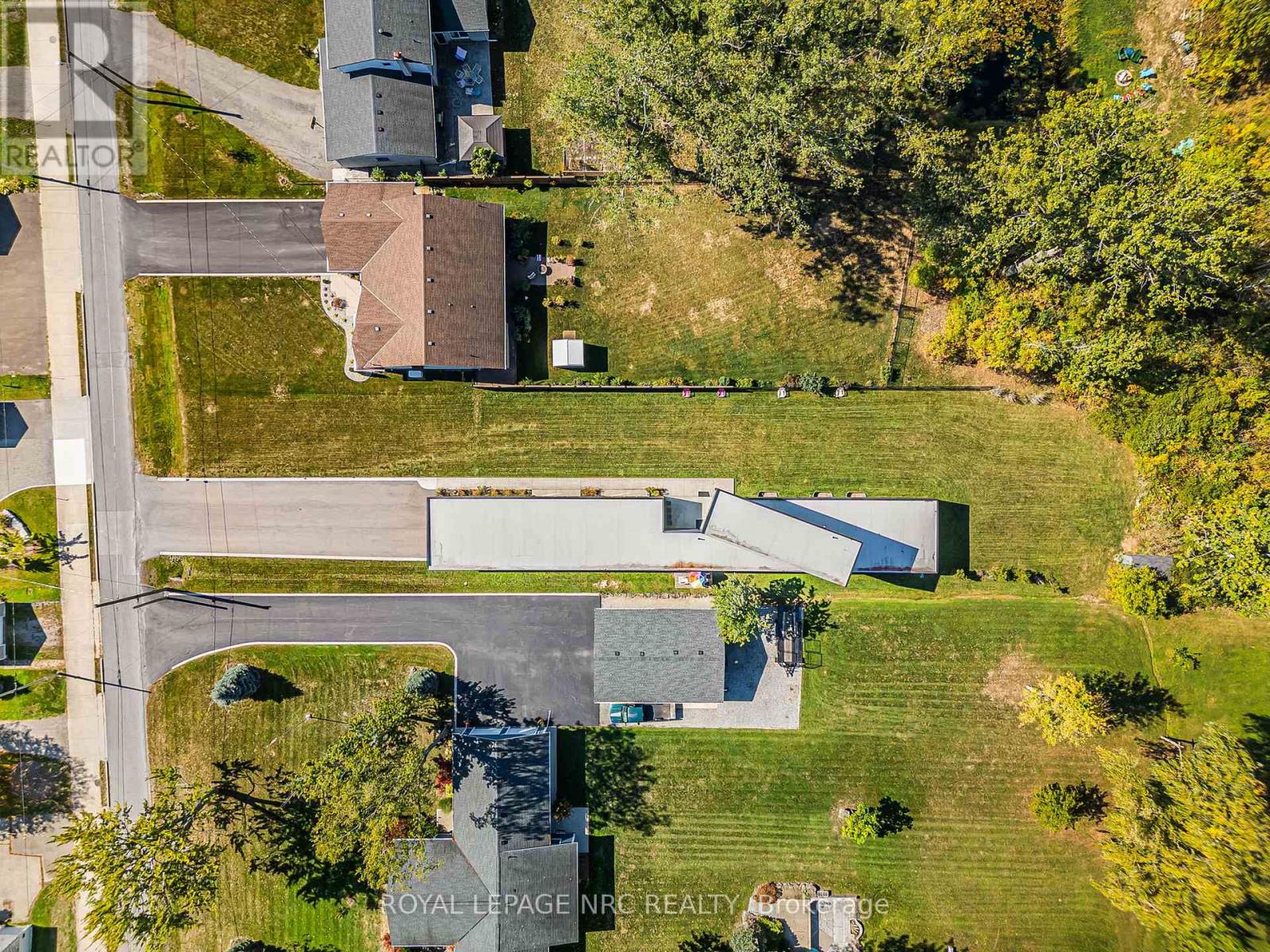888 Edgemere Road, Fort Erie, Ontario  L2A 1A8 - Photo 48 - X12448663