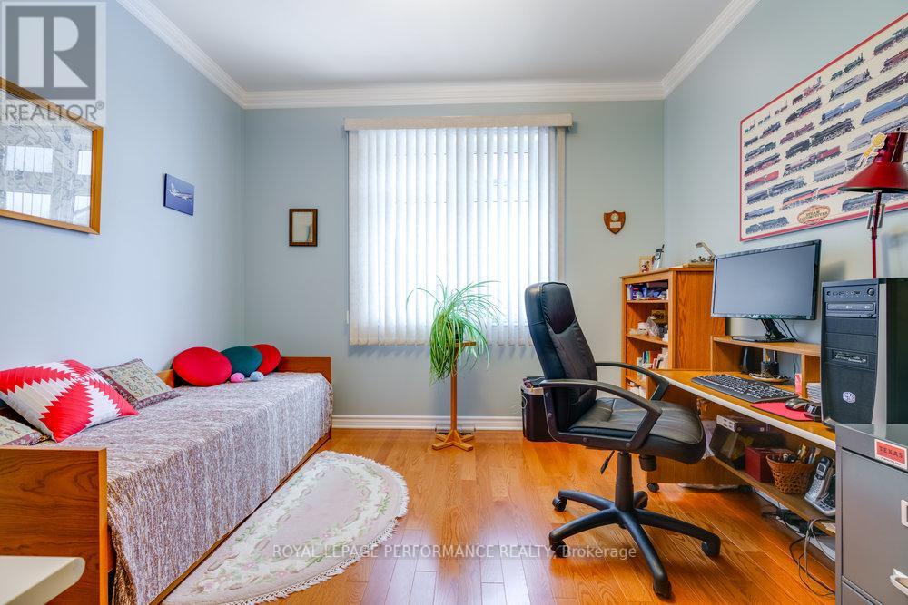 6802 Riverview Drive, South Glengarry, Ontario  K6H 7M1 - Photo 15 - X12445904