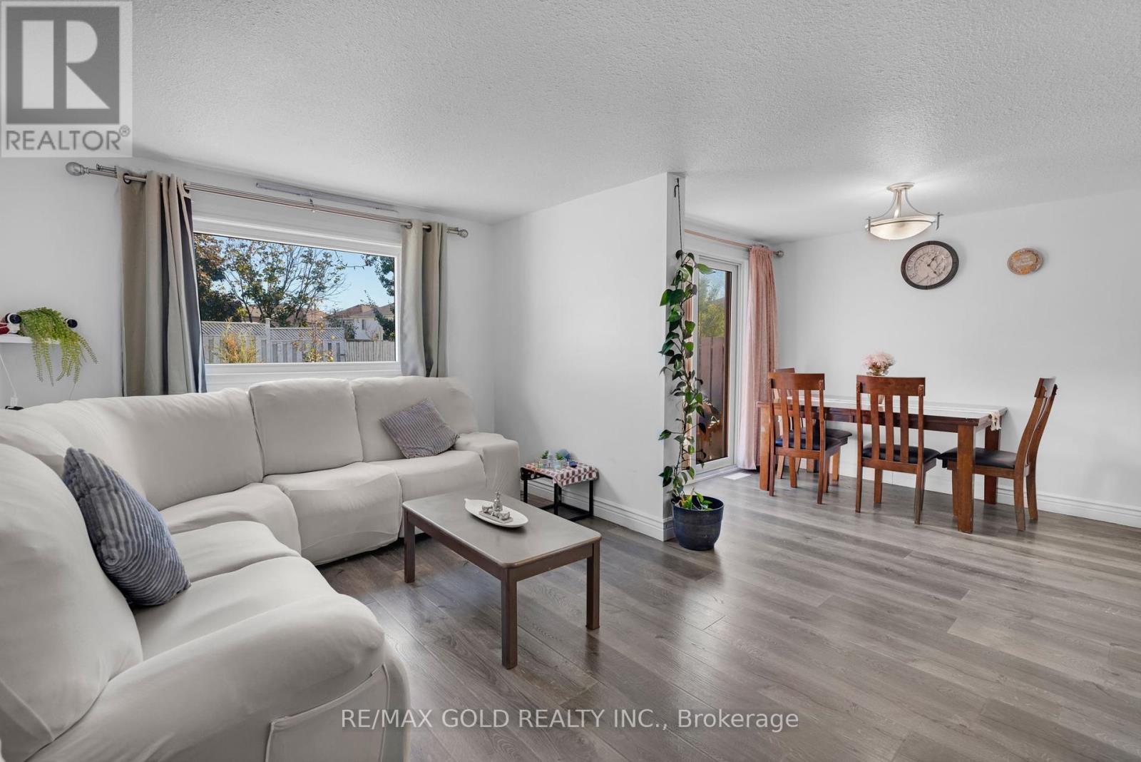 46 Activa Avenue, Kitchener, Ontario  N2E 3R2 - Photo 14 - X12448385