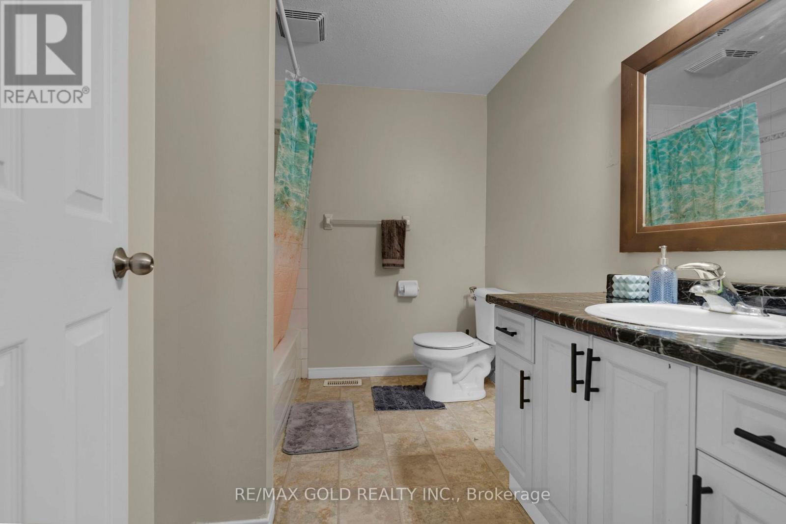 46 Activa Avenue, Kitchener, Ontario  N2E 3R2 - Photo 21 - X12448385