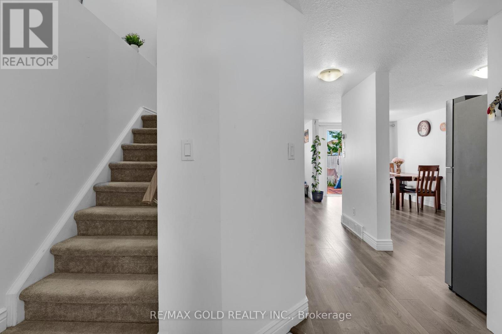 46 Activa Avenue, Kitchener, Ontario  N2E 3R2 - Photo 6 - X12448385