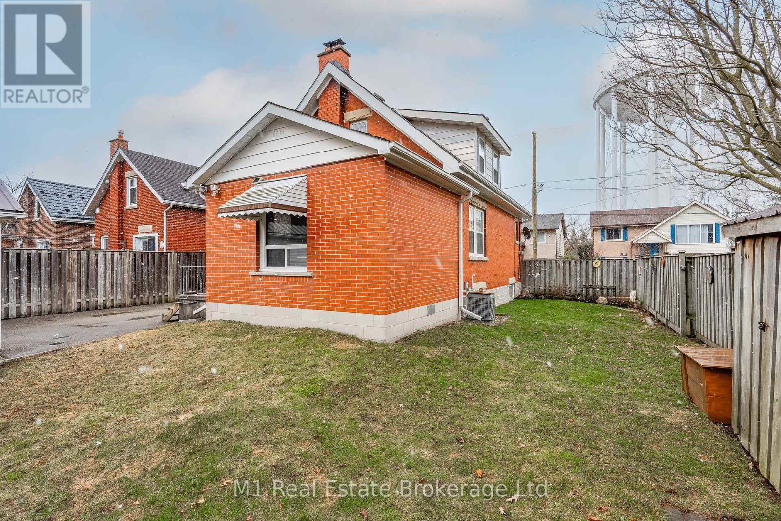 33 Verney Street, Guelph, Ontario  N1H 1N5 - Photo 38 - X12085503