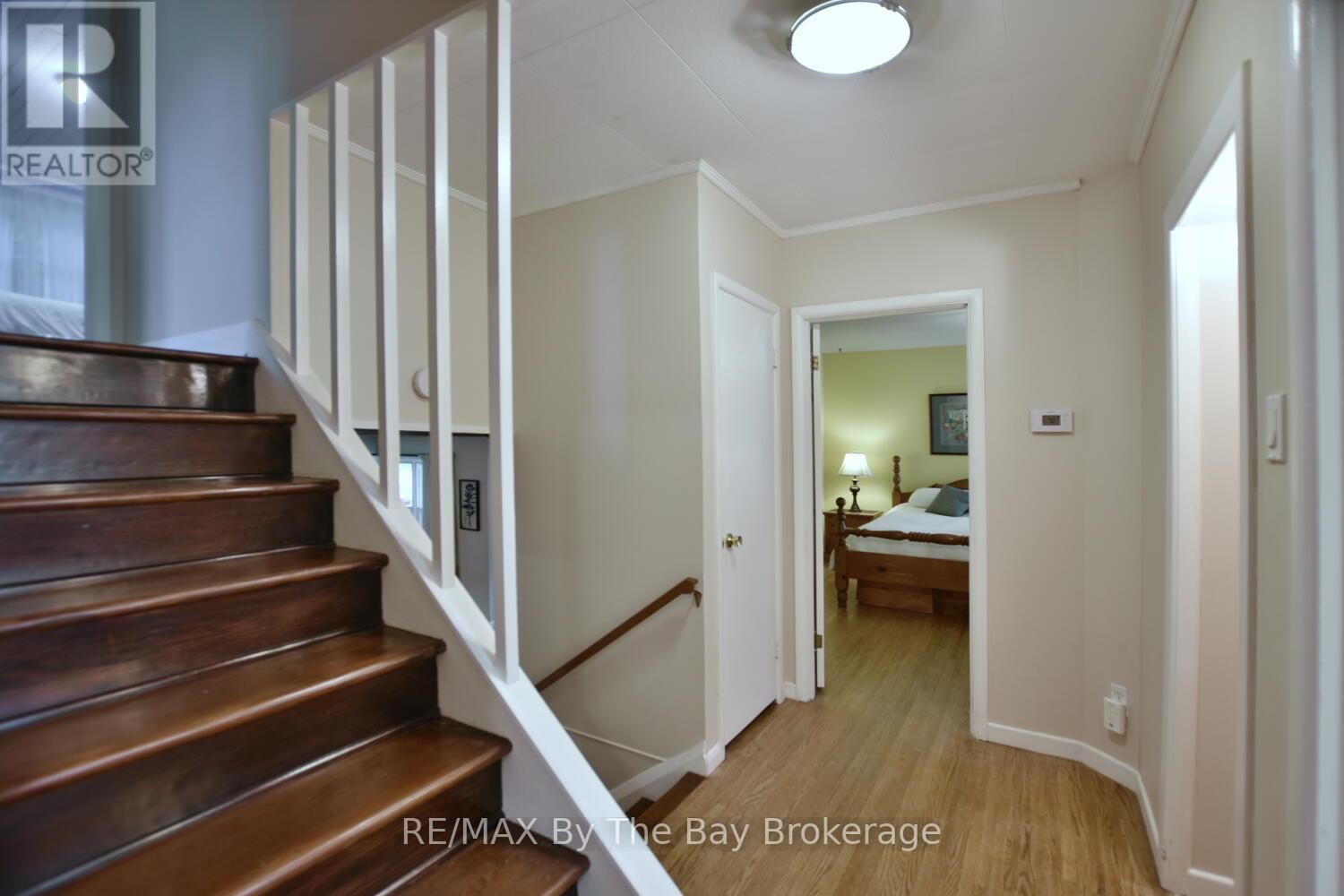 44 Peter Street, Springwater, Ontario  L0L 1P0 - Photo 14 - S12431658