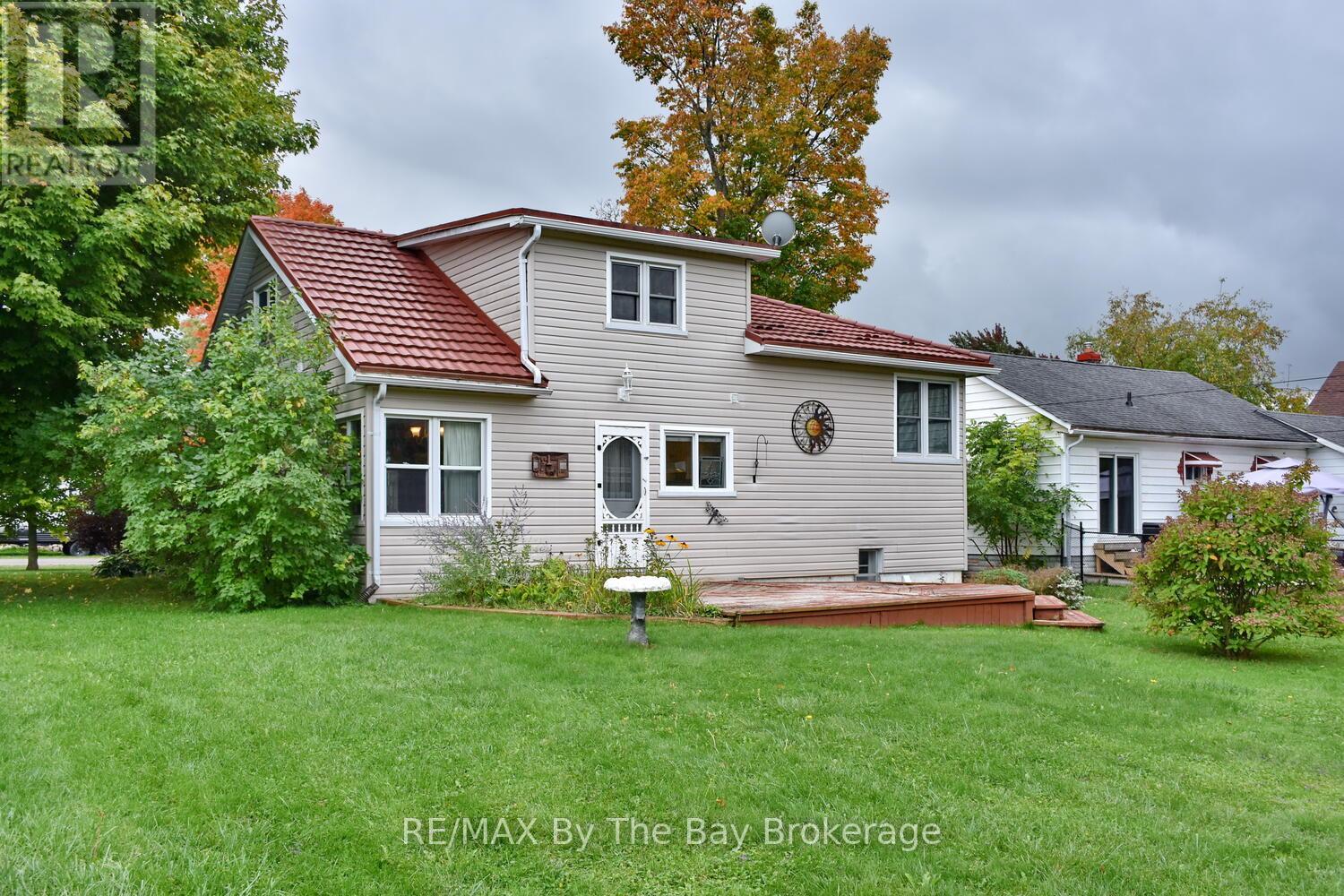 44 Peter Street, Springwater, Ontario  L0L 1P0 - Photo 32 - S12431658