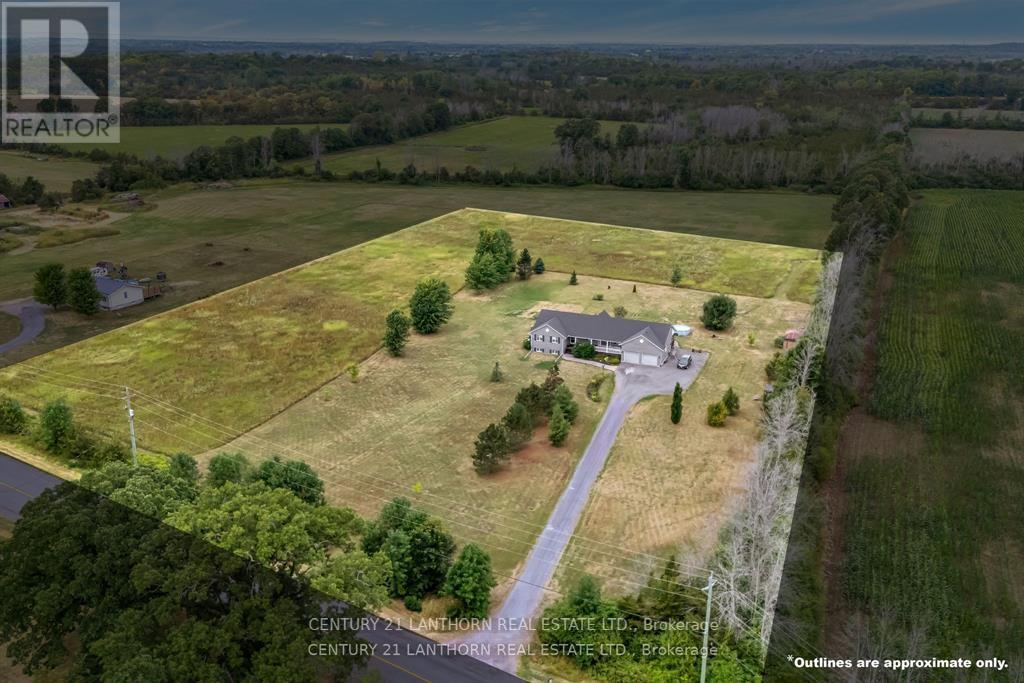 1489 Airport Parkway, Tyendinaga, Ontario  K8N 4Z6 - Photo 3 - X12437118